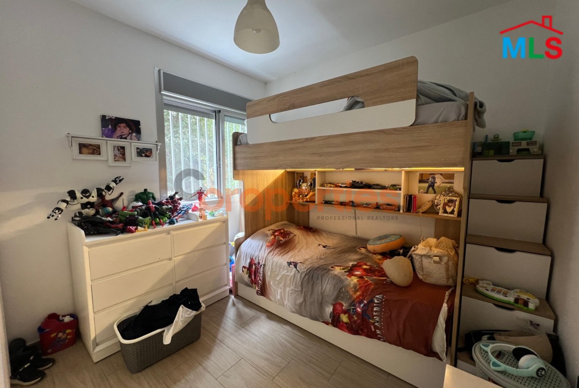 Apartment For Sale in Hazmieh شقة للبيع في الحازمية CPMK134