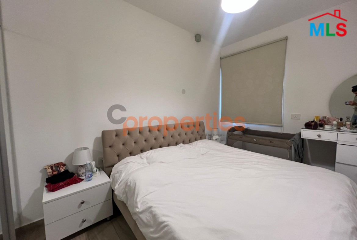 Apartment For Sale in Hazmieh شقة للبيع في الحازمية CPMK134