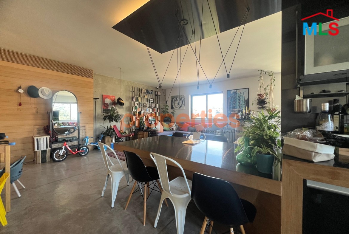 Apartment for sale in New Mar Takla شقة للبيع في مار تقلا CPMK106