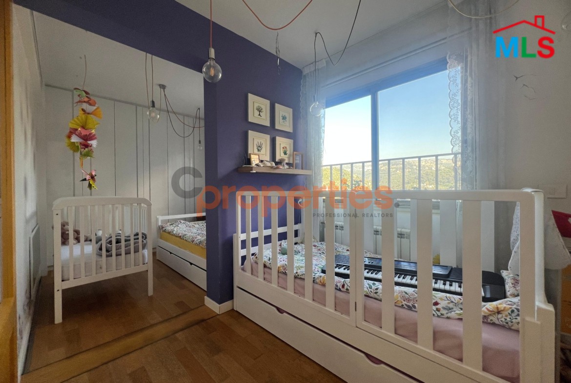 Apartment for sale in New Mar Takla شقة للبيع في مار تقلا CPMK106