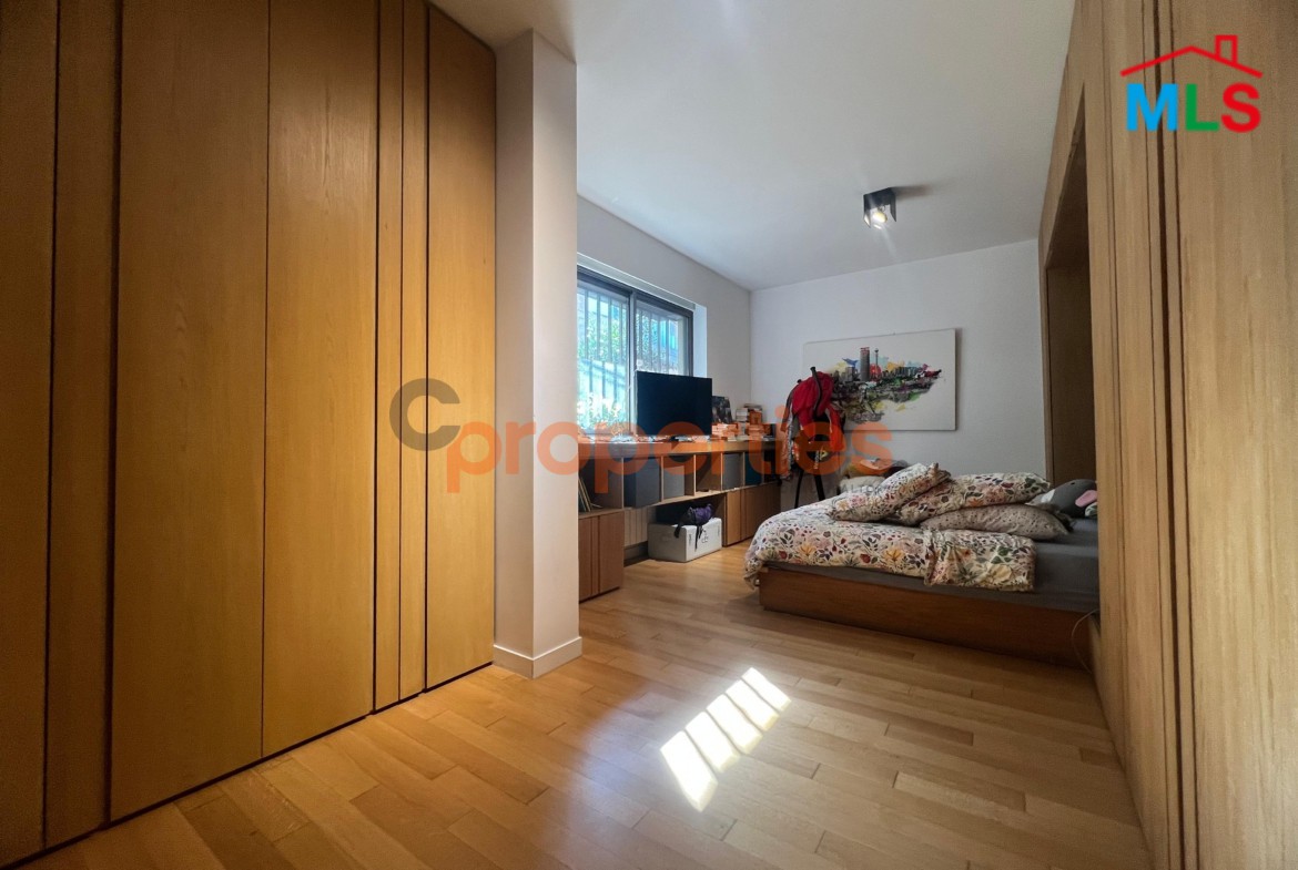 Apartment for sale in New Mar Takla شقة للبيع في مار تقلا CPMK106