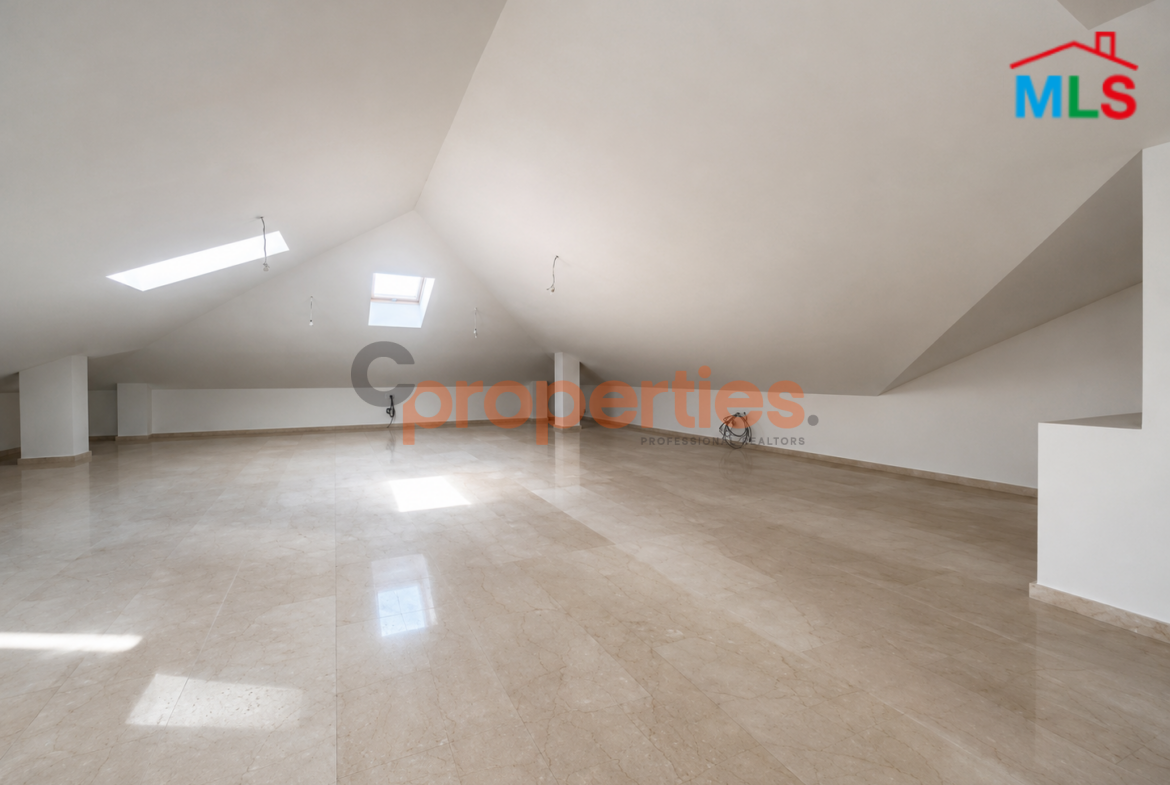 Duplex for sale in Hazmieh دوبلكس للبيع في الحازمية CPMK66