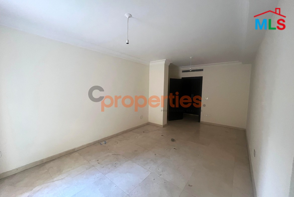 Apartment for sale in Hazmieh Mar Takla شقة للبيع في الحازمية CPMK131