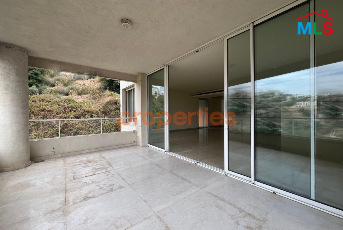 Apartment for sale in Hazmieh New Mar Takla شقة للبيع في الحازمية CPMK126