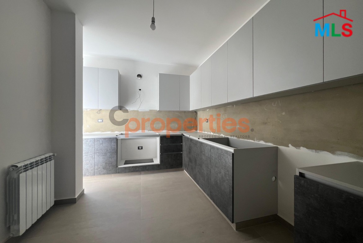 Apartment for sale in Hazmieh New Mar Takla شقة للبيع في الحازمية CPMK124