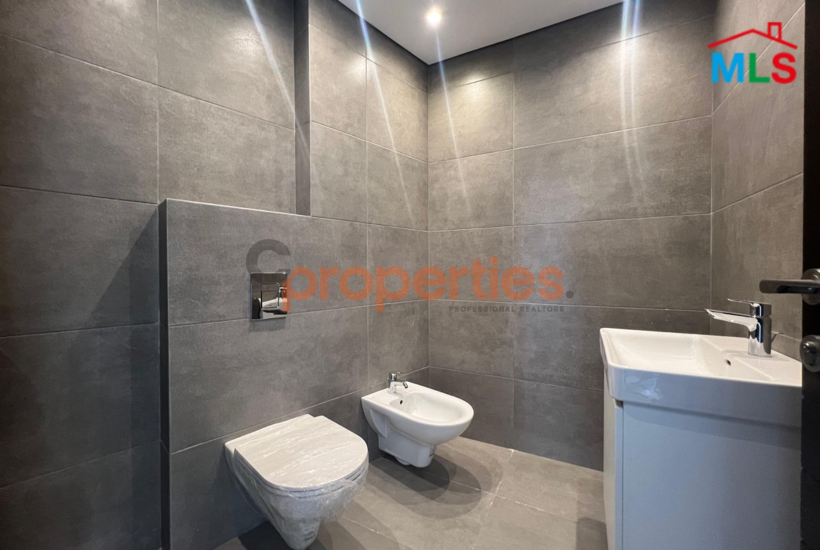 Apartment for sale in Hazmieh New Mar Takla شقة للبيع في الحازمية CPMK124