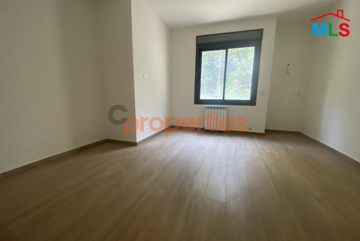 Apartment for Sale in Yarze – CPFY304 شقة للبيع في اليرزة