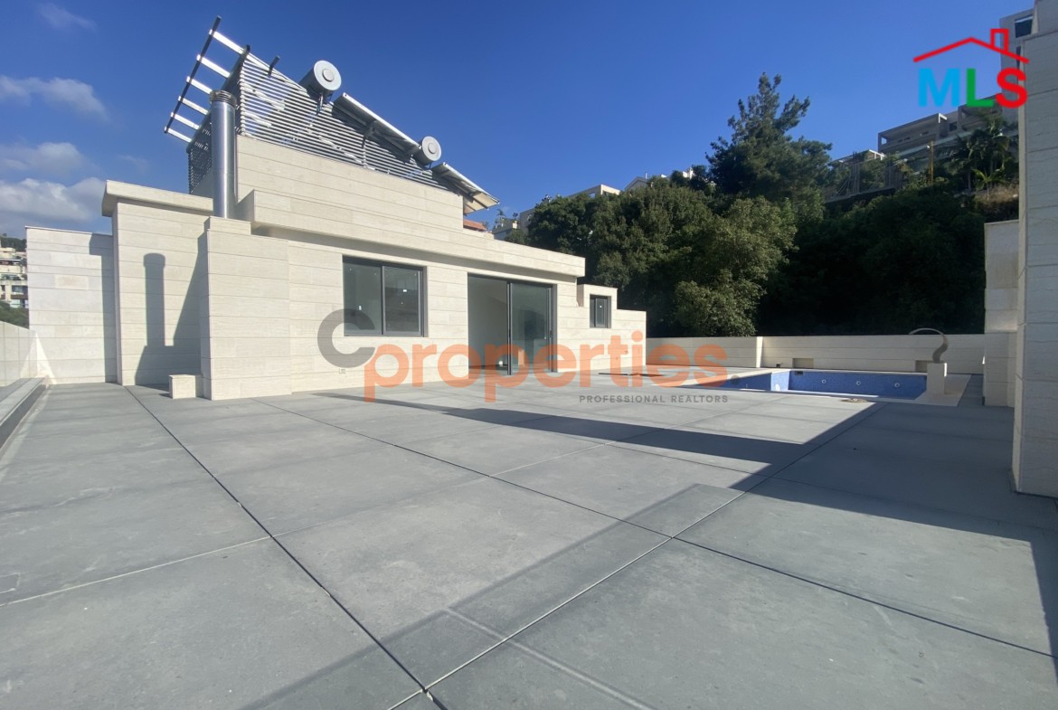 Apartment for Sale in Yarze – CPFY304 شقة للبيع في اليرزة