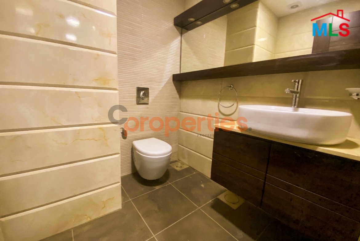 Apartment for Sale in Yarze شقة للبيع في اليرزة CPFY305