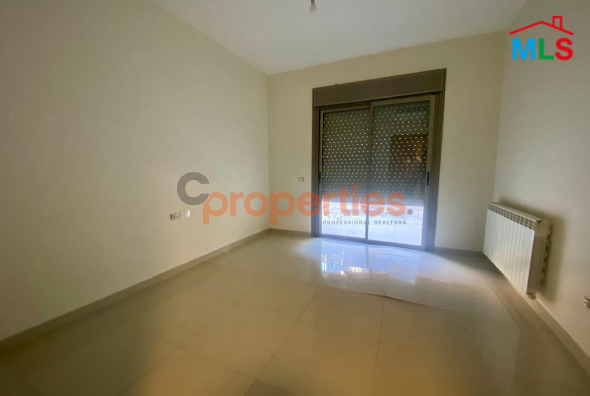 Apartment for Sale in Yarze شقة للبيع في اليرزة CPFY305