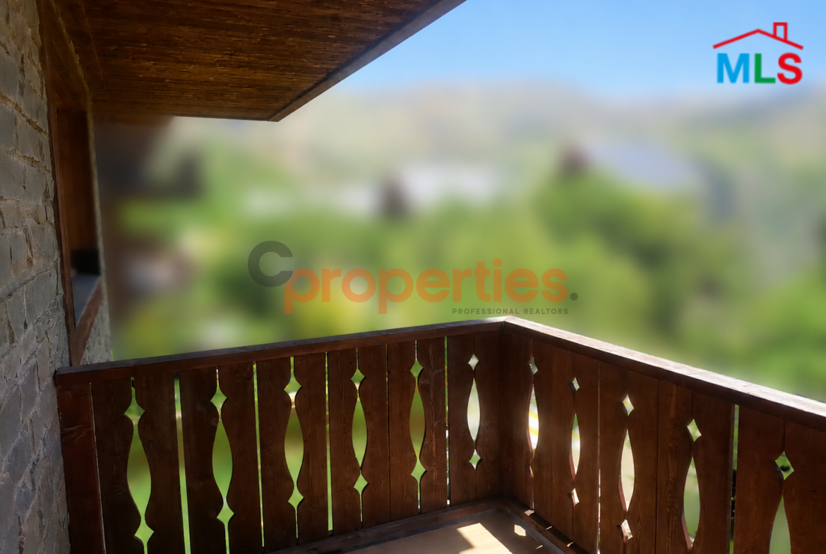 Chalet For Sale in Faraya شاليه للبيع في فاريا CPKMF103