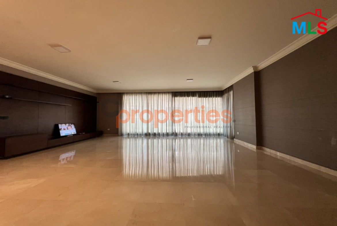 Apartment for Sale in Hamra CPBMKH60