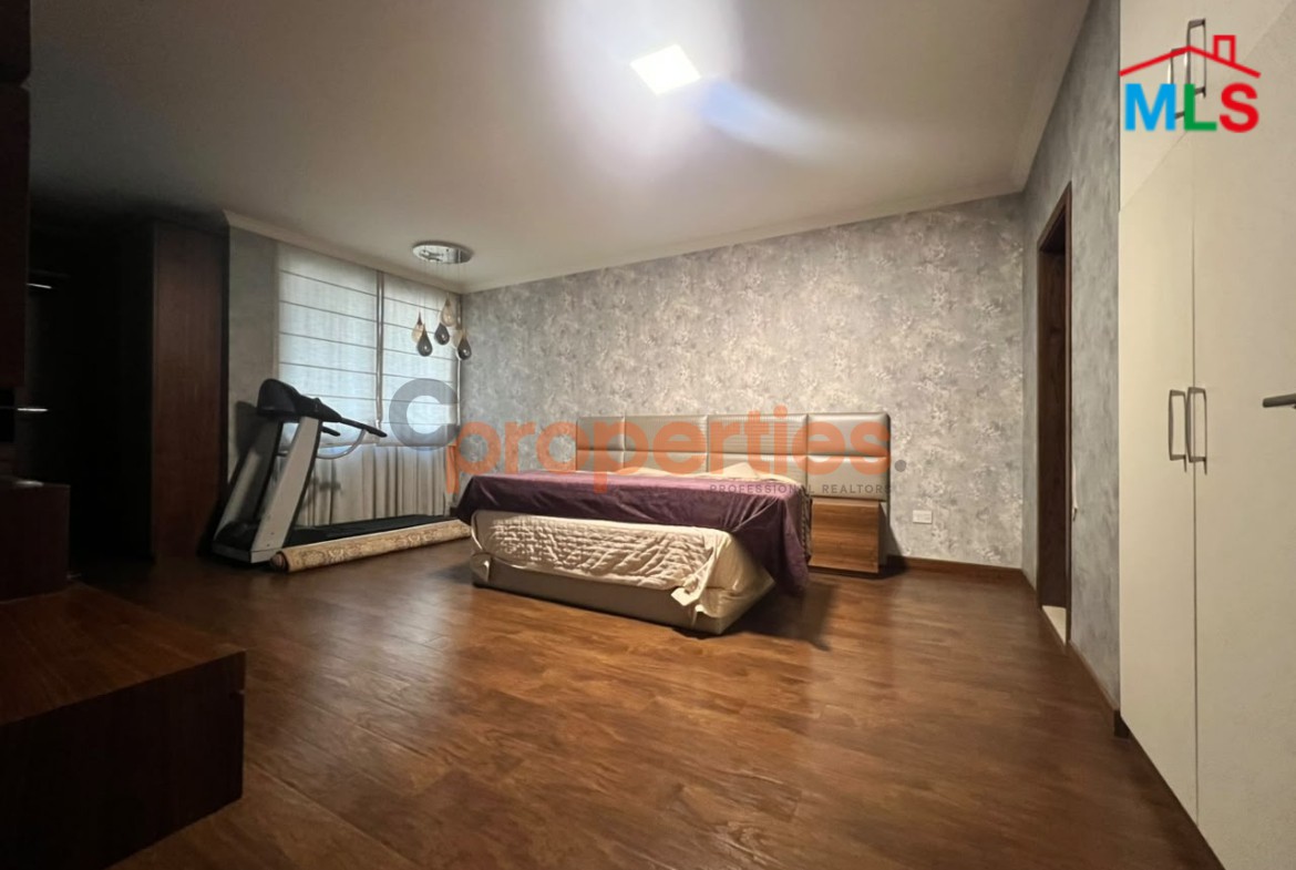 Apartment for Sale in Hamra CPBMKH60