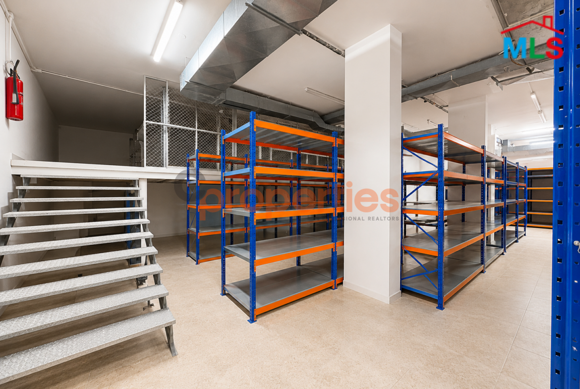 Warehouse For Sale in Hazmieh – مستودع للبيع في الحازمية – CPCH52