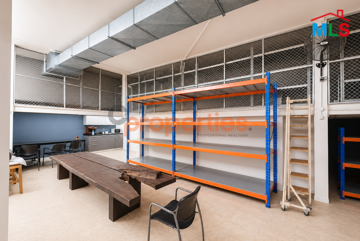 Warehouse For Sale in Hazmieh – مستودع للبيع في الحازمية – CPCH52