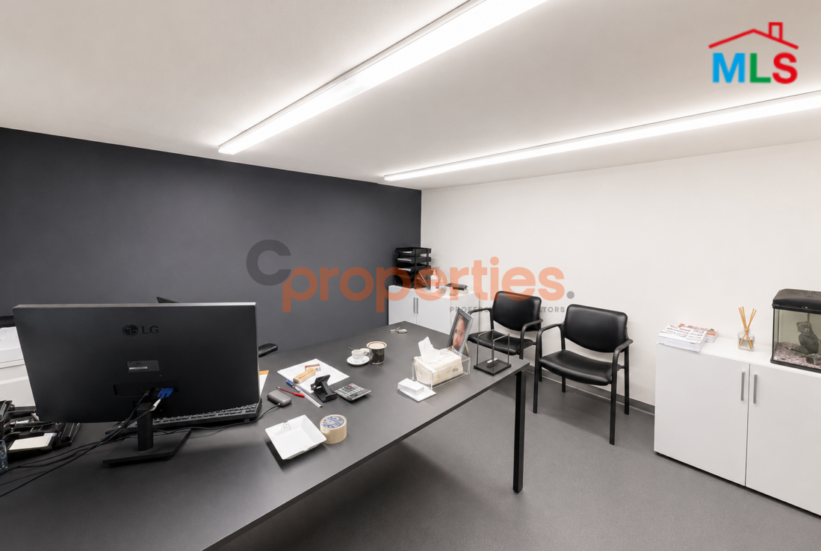 Warehouse For Sale in Hazmieh – مستودع للبيع في الحازمية – CPCH52