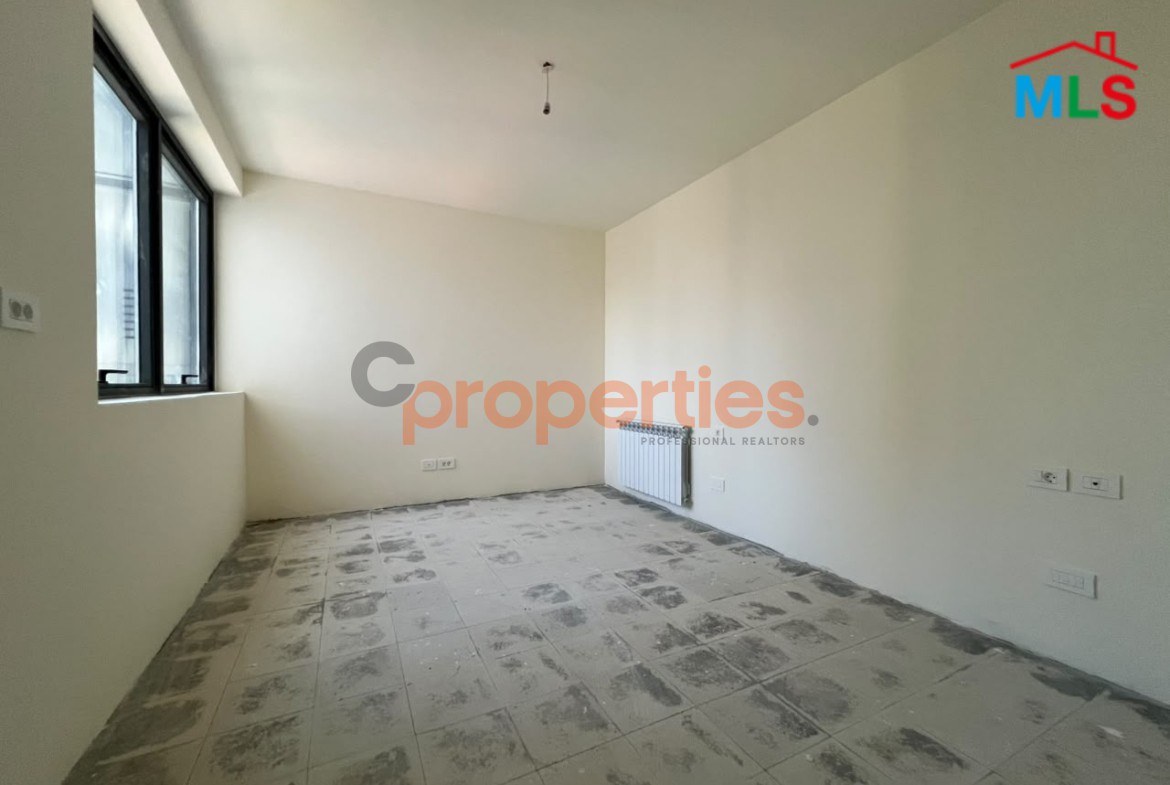Apartment for sale in Ain Mraisse شقة للبيع في عين المريسة CPBMKH54