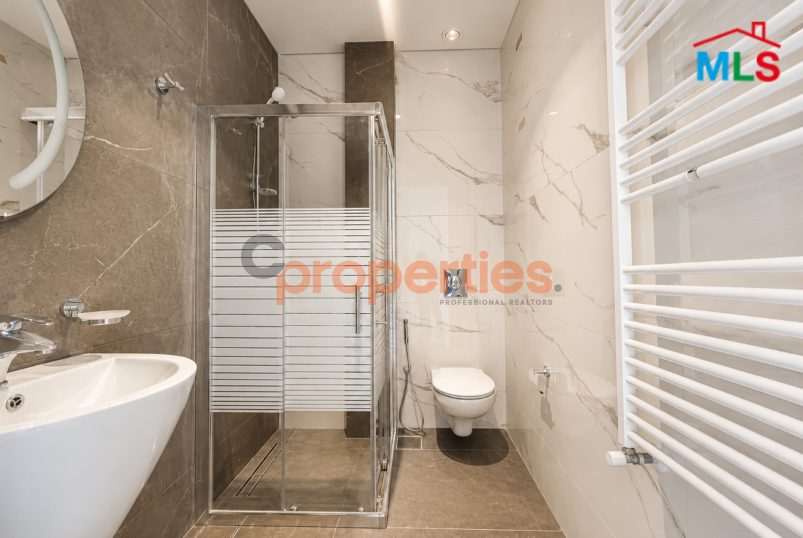 Apartment for sale in Ain Mraisse شقة للبيع في عين المريسة CPBMKH54