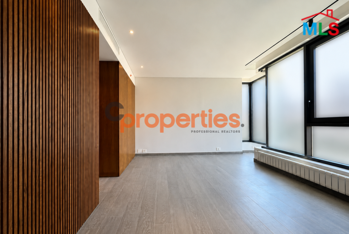 Apartment for Sale in Ain Mreisse شقة للبيع في عين المريسة CPBMKH53