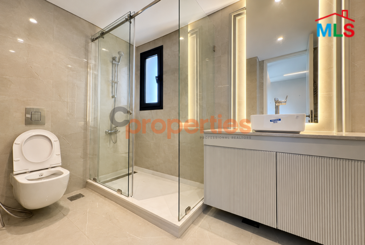 Apartment for Sale in Ain Mreisse شقة للبيع في عين المريسة CPBMKH53