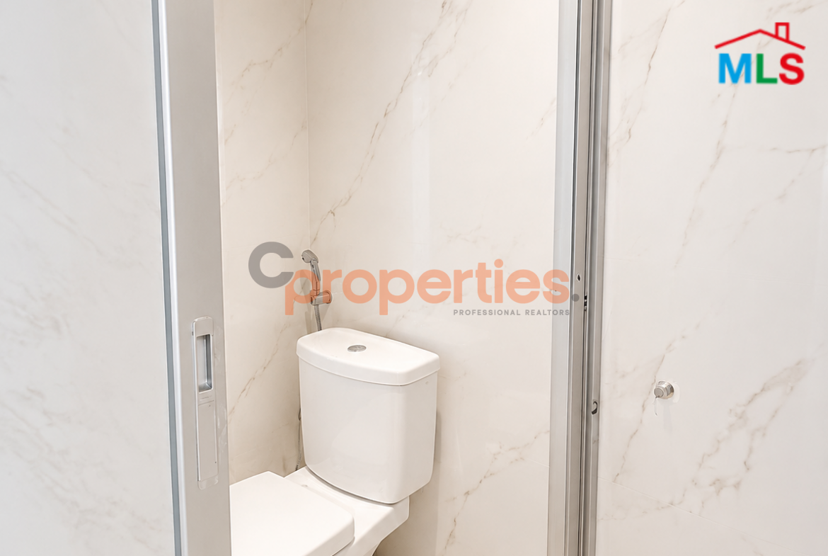 Office For Sale in Verdun CPBHN10 – مكتب فخم للبيع في فردان