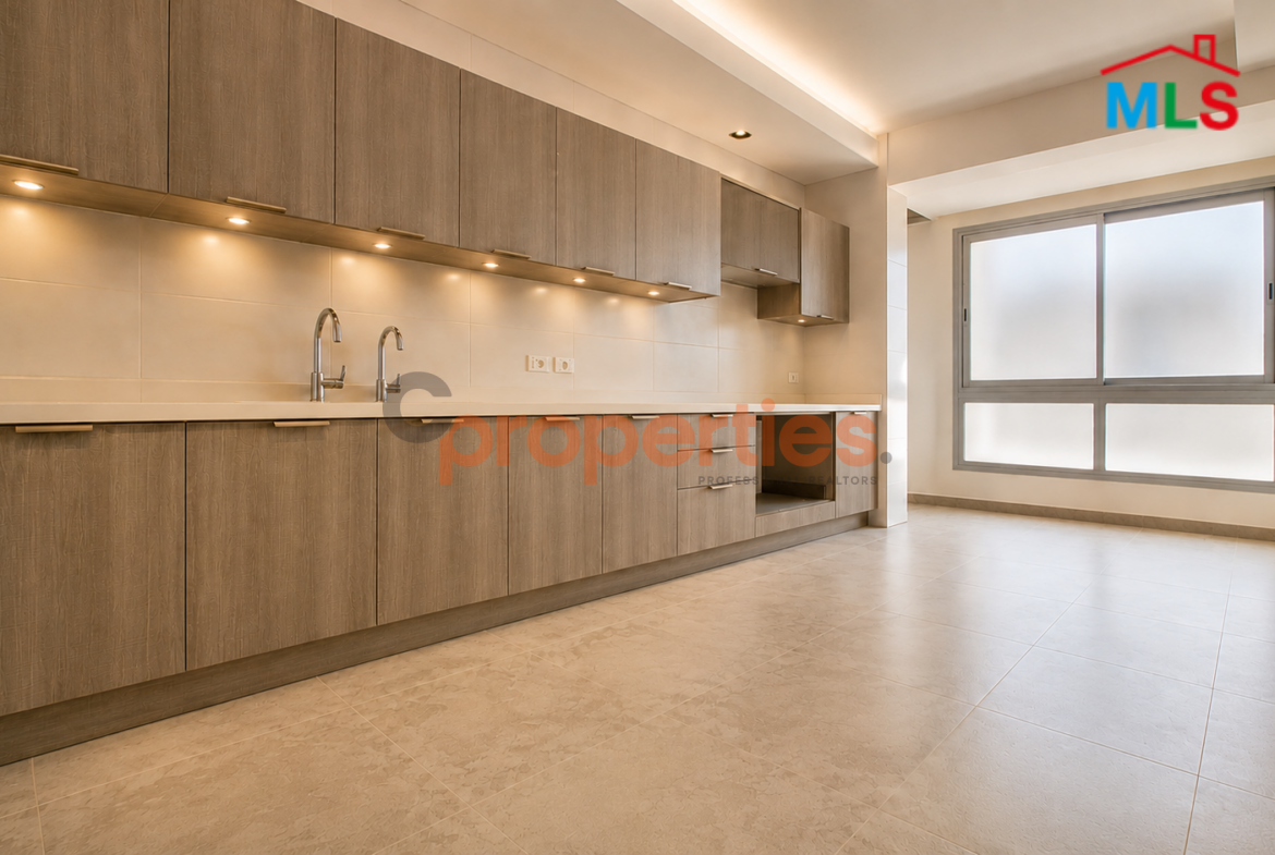 Apartment For Sale in Verdun CPBHN06 – شقة فخمة للبيع في فردان