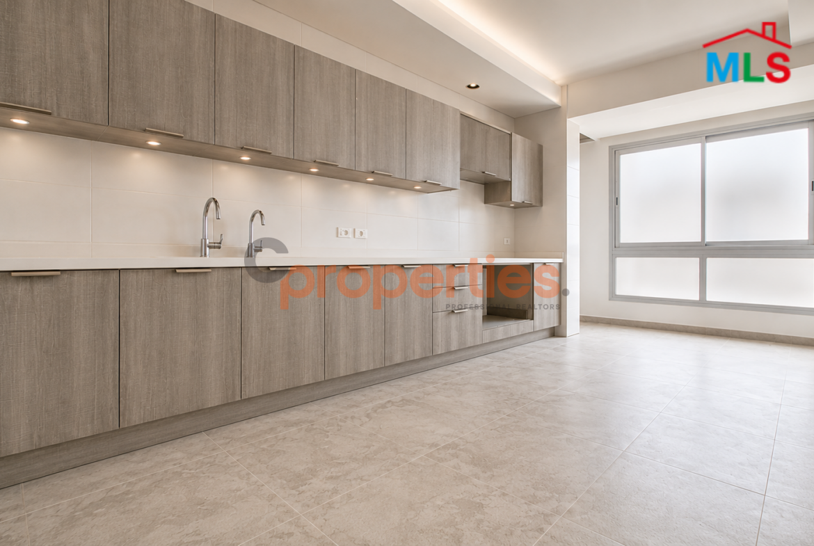 Apartment For Sale in Verdun CPBHN05 – شقة فخمة للبيع في فردان