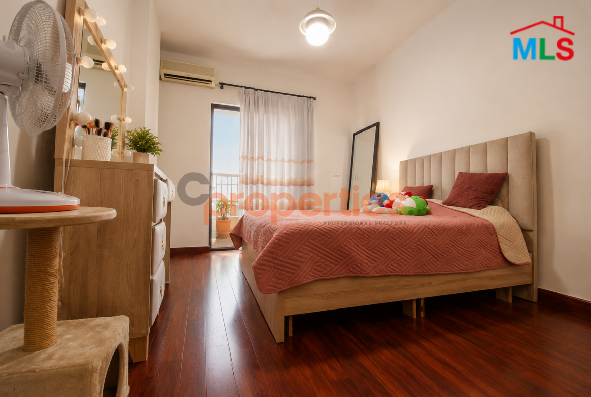 Apartment For Sale in Mar Elias CPBHN07 – شقة فخمة للبيع في مار الياس
