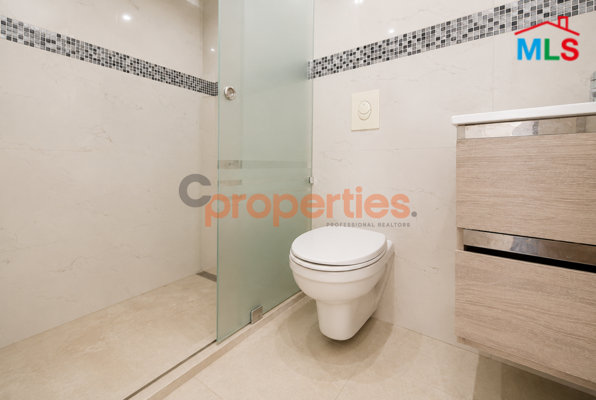 Apartment For Sale in Verdun CPBHN03 – شقة فخمة للبيع في فردان