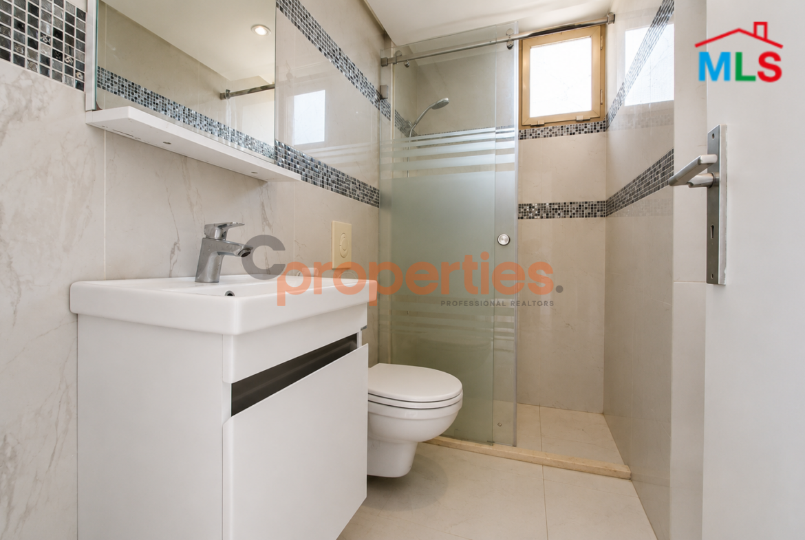 Apartment For Sale in Verdun CPBHN03 – شقة فخمة للبيع في فردان