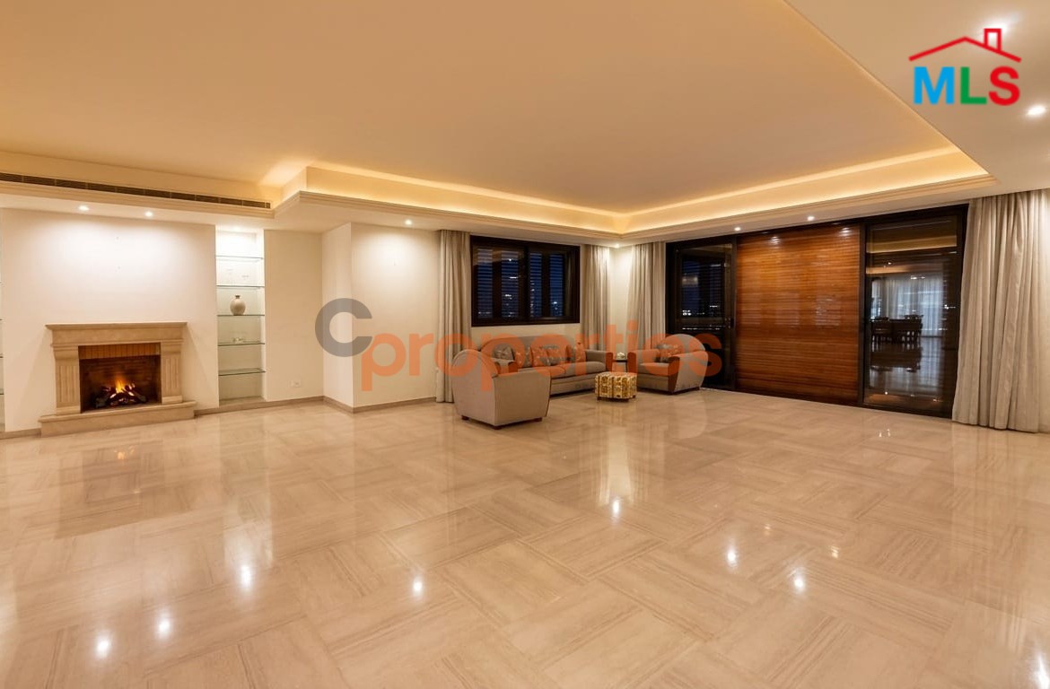Apartment For Sale In Achrafieh – CPBMH27