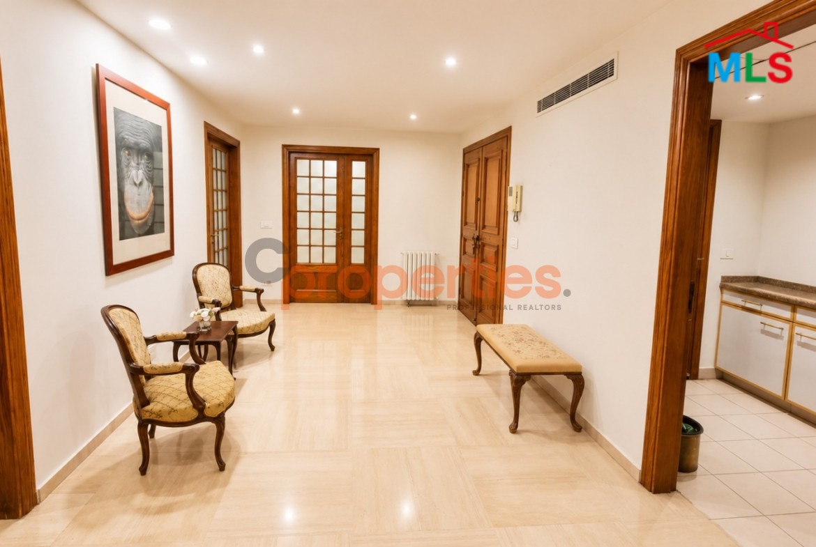Apartment For Sale In Achrafieh – CPBMH27