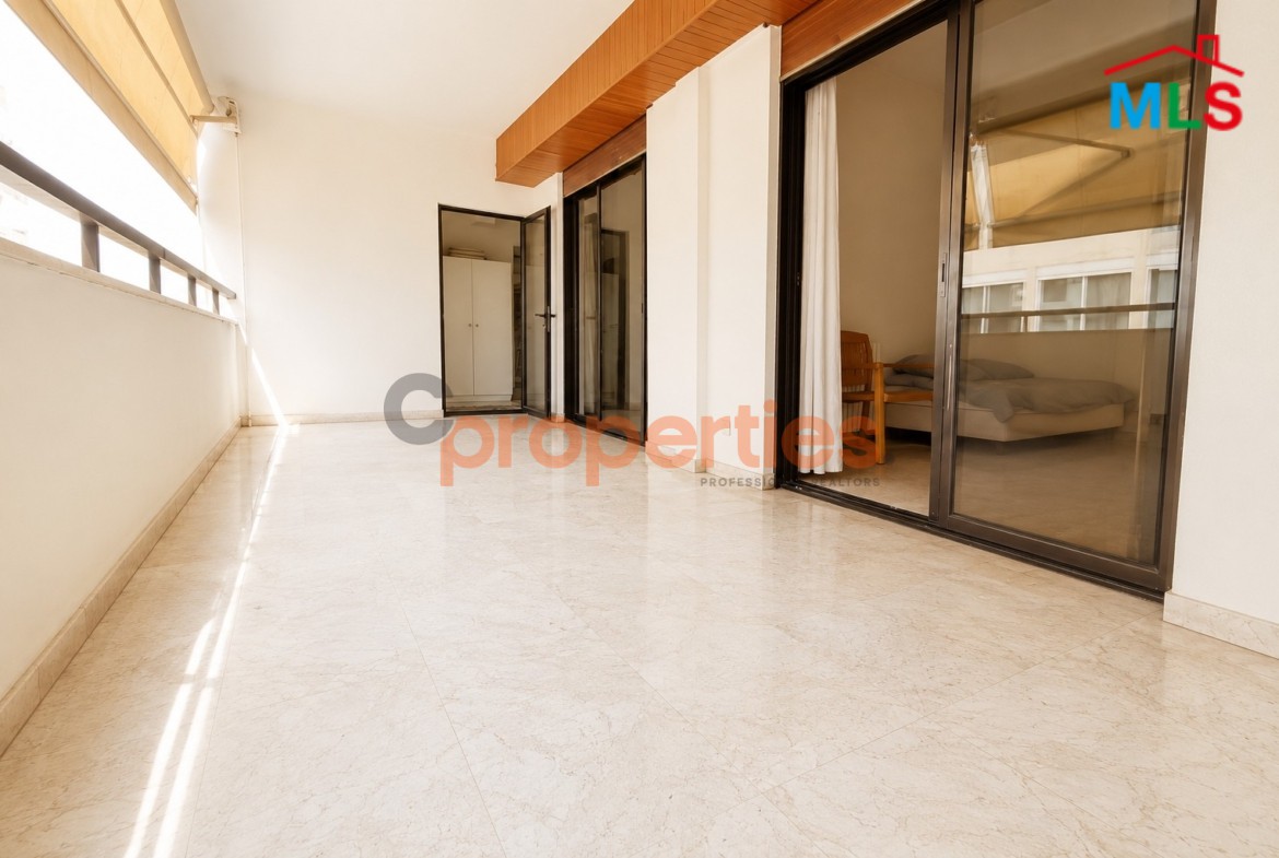 Apartment For Sale In Achrafieh – CPBMH27