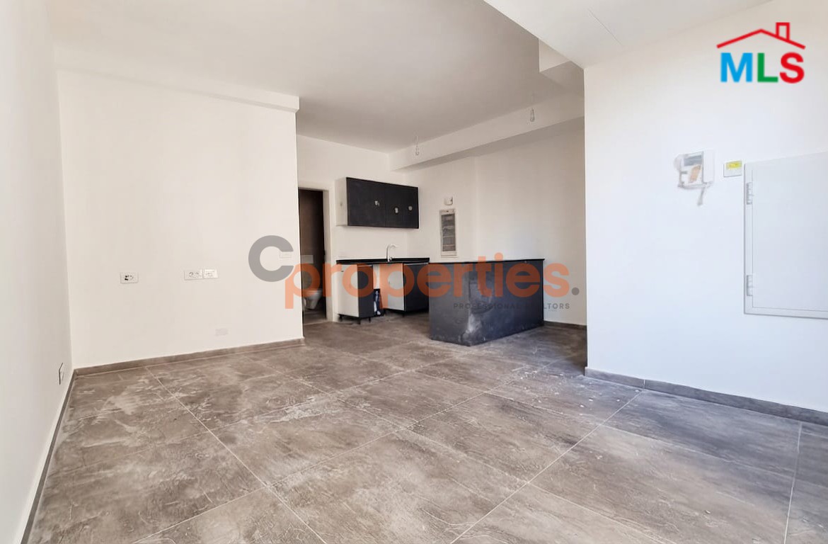 Apartment For Sale In Achrafieh – CPBMH29