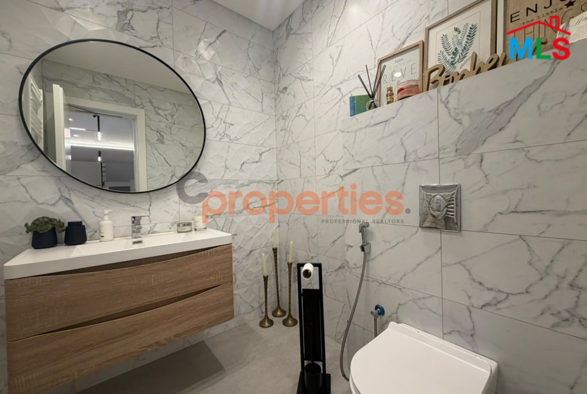Apartment for sale in Hazmieh CPMK220 شقة للبيع في الحازمية