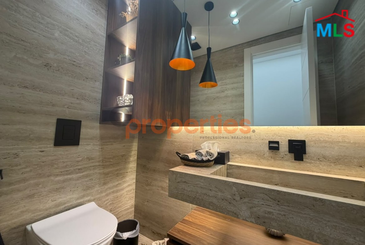 Apartment for sale in Hazmieh CPMK221 شقة للبيع في الحازمية
