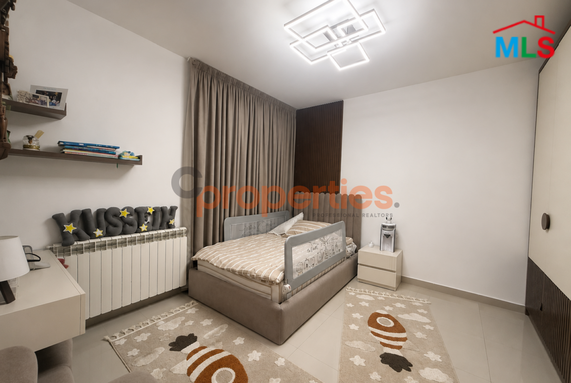 Apartment for sale in Hazmieh CPMK221 شقة للبيع في الحازمية