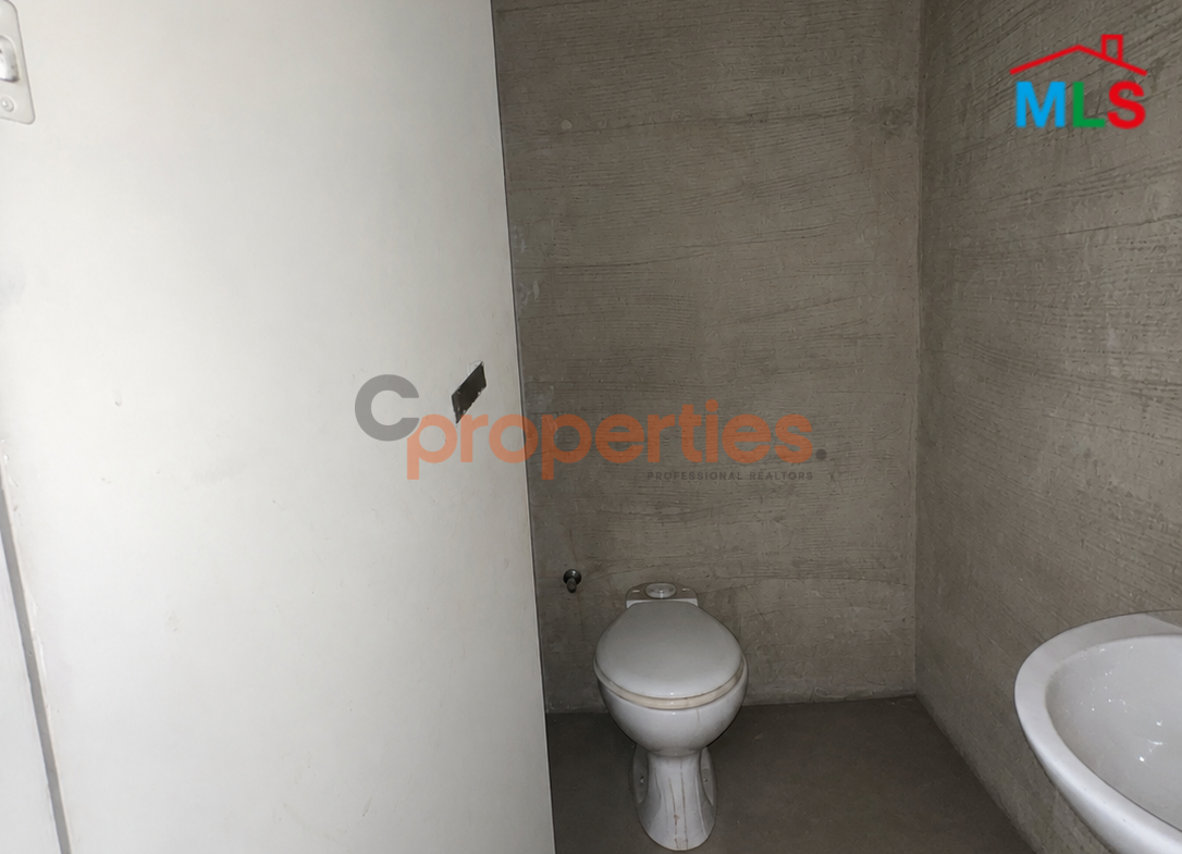 Showroom For Sale In Achrafieh | Fassouh – CPBRC25