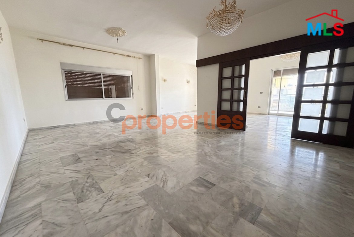 Apartment with Garden for Sale in Naccache – CPLO21