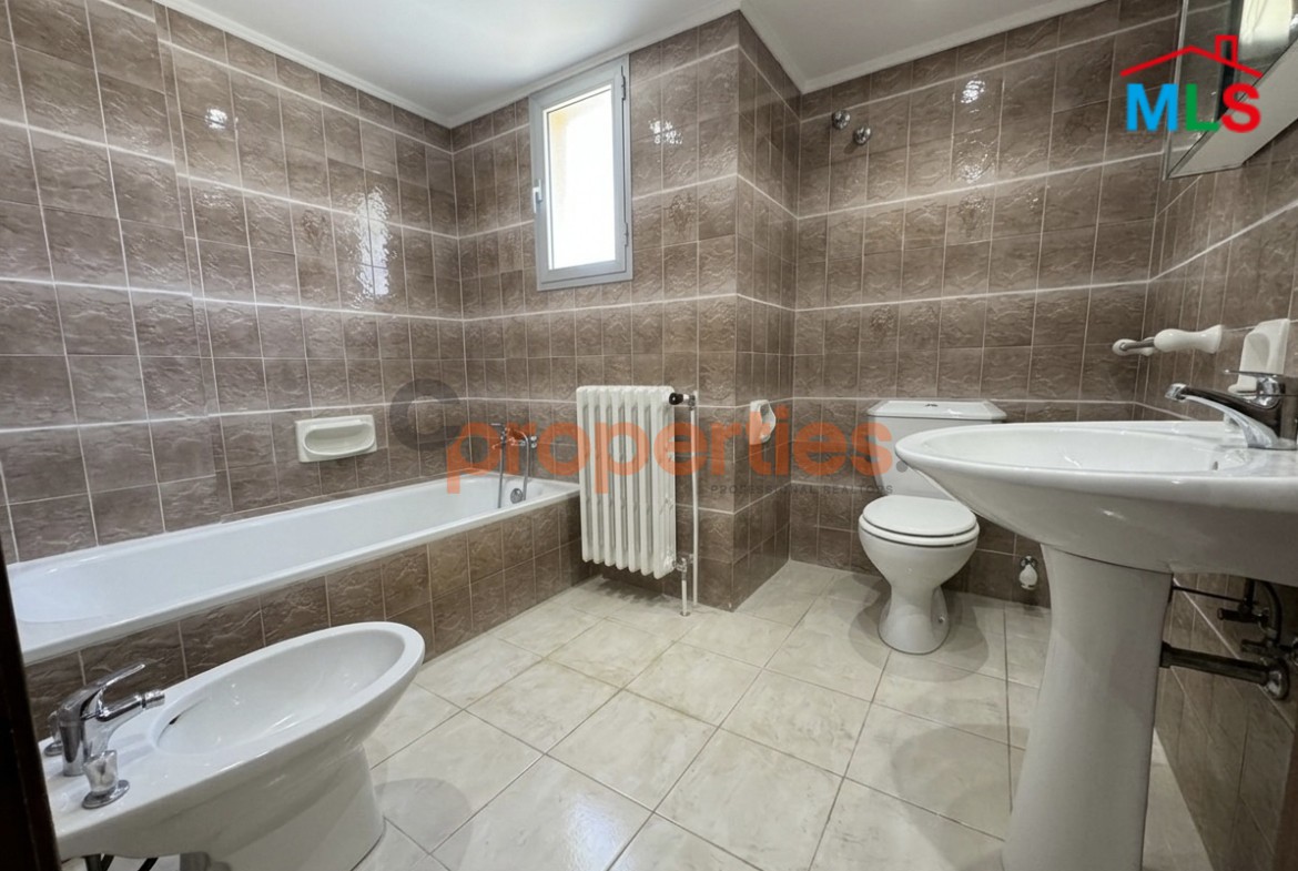 Apartment with Garden for Sale in Naccache – CPLO21