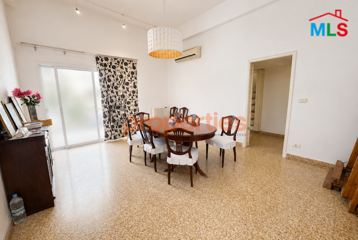 Apartment for sale in Achrafieh – شقة للبيع في الأشرفية – CPBPK29