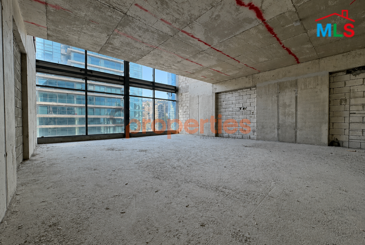 Office For Sale in Antelias مكتب للبيع في أنطلياس CPES228