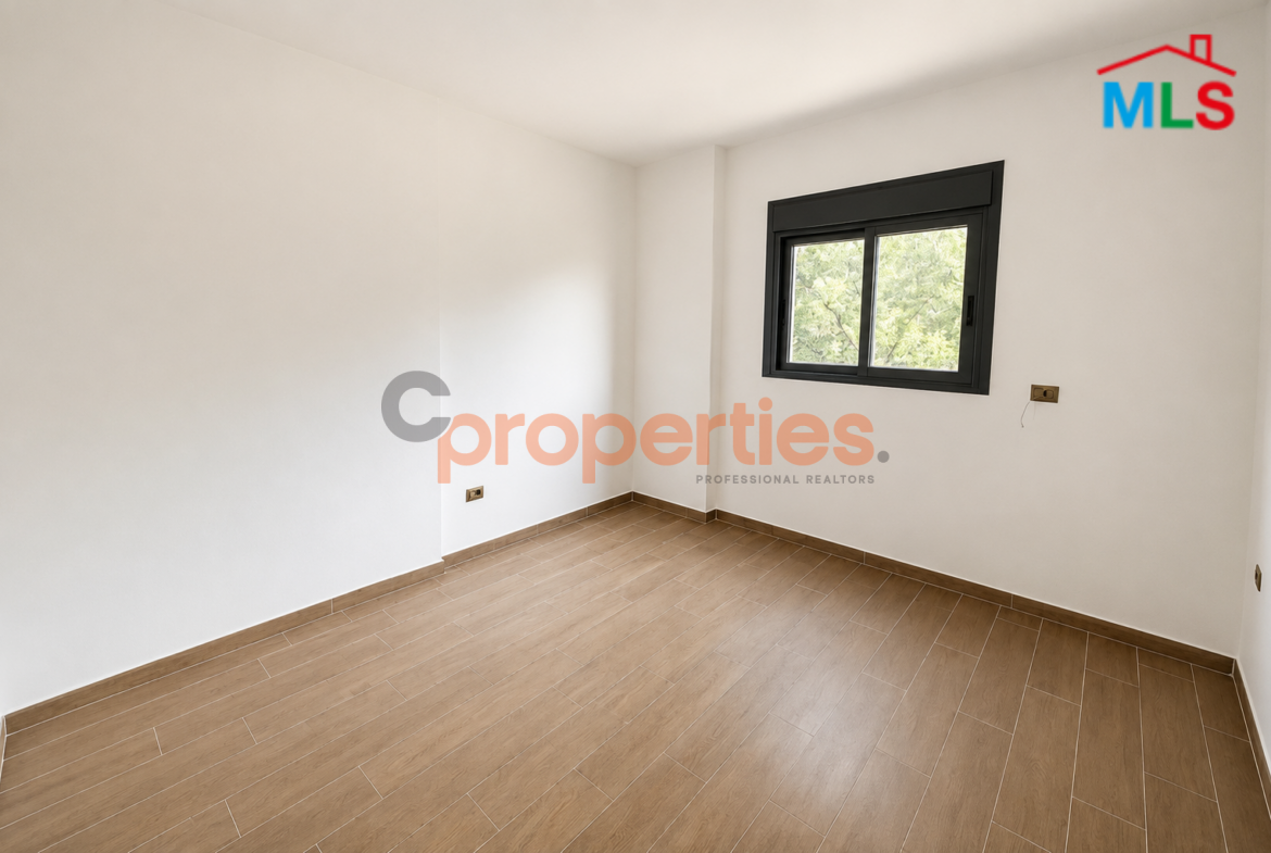 Apartment For Sale in Kfour CPES243 شقة للبيع في كفور