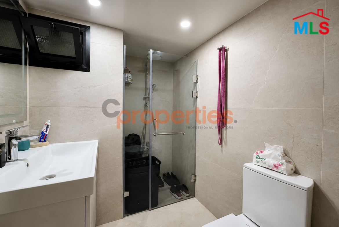 Apartment for Sale in Fanar شقة للبيع في الفنار CPES238