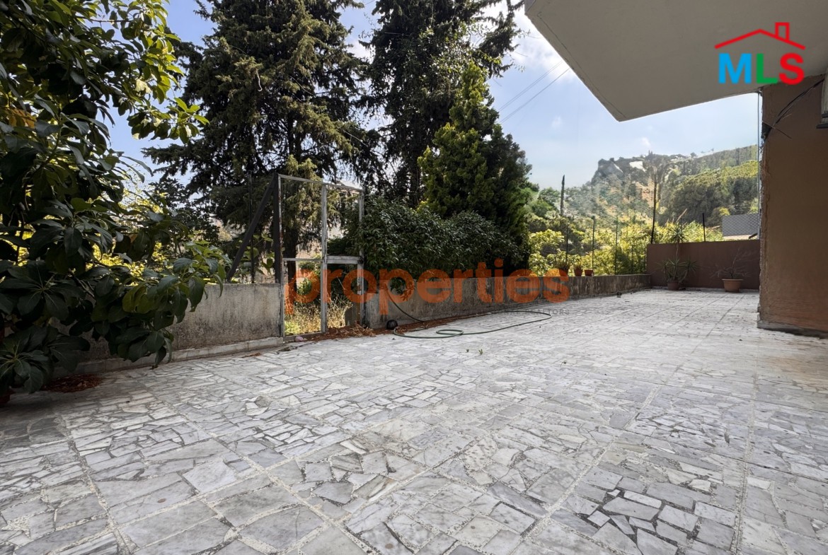 Apartment For Sale In Awkar – CPTA125- شقة للبيع في منطقة عوكر