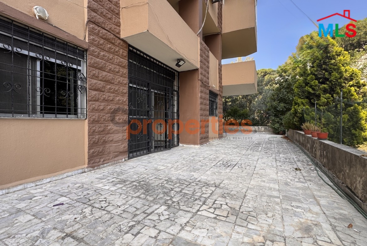 Apartment For Sale In Awkar – CPTA125- شقة للبيع في منطقة عوكر