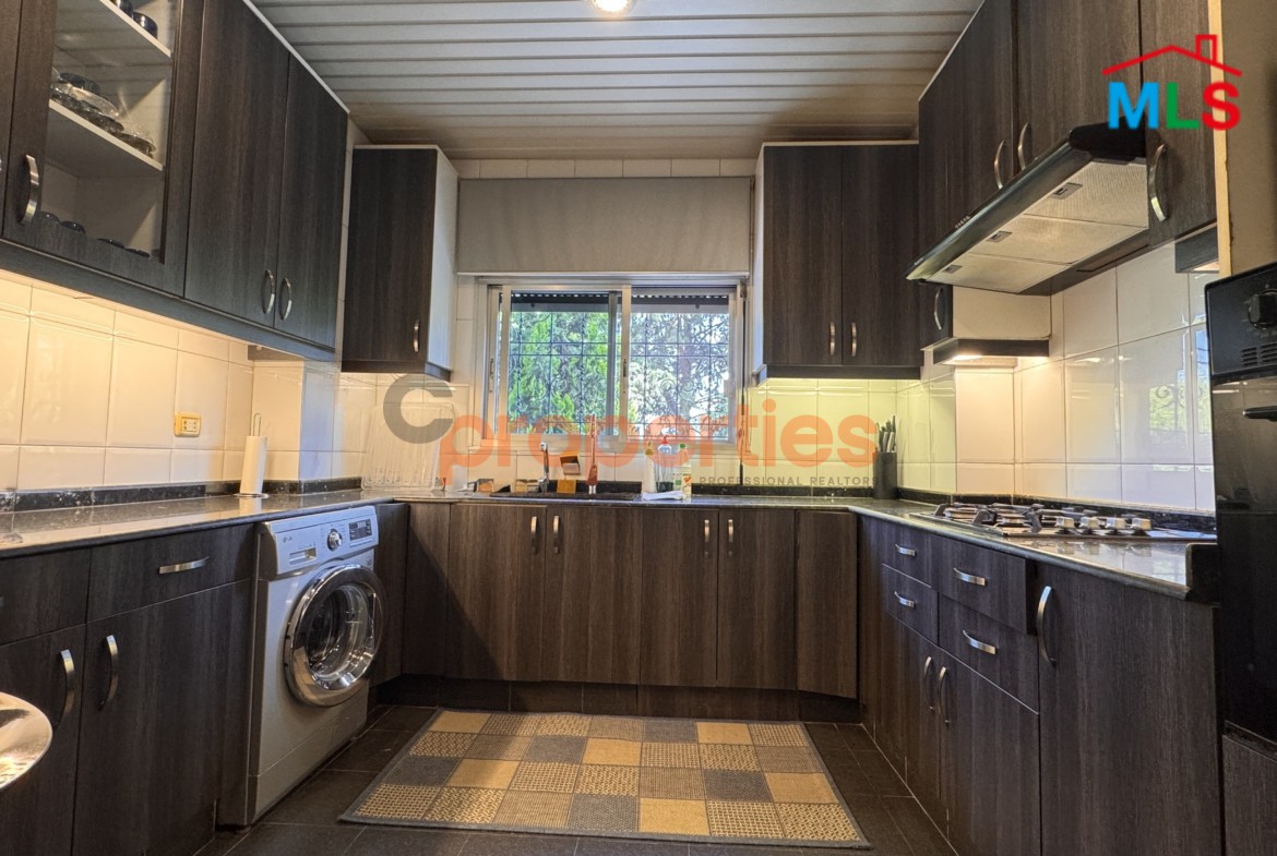 Apartment For Sale In Awkar – CPTA125- شقة للبيع في منطقة عوكر