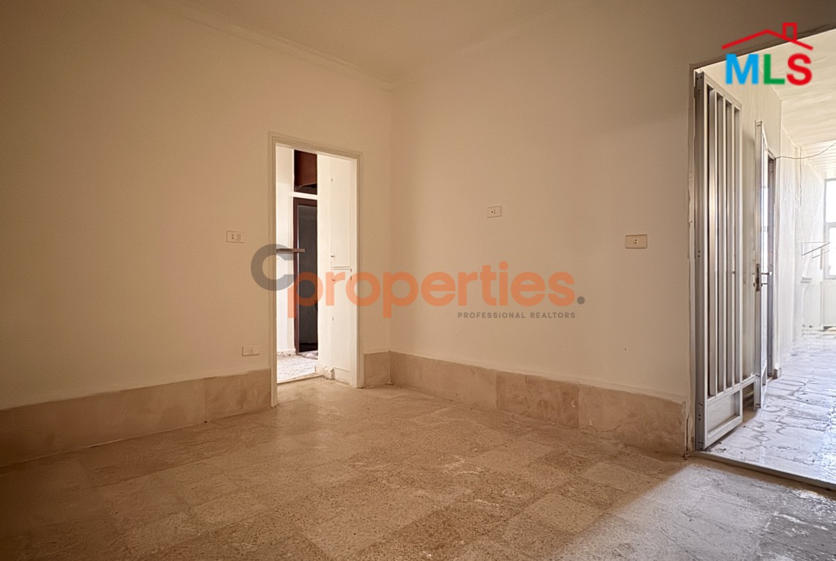 Apartment For Sale In Awkar- CPTA126- شقة للبيع في منطقة عوكر
