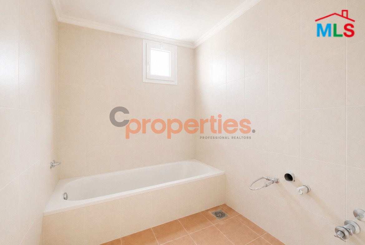 Apartment for sale in Ballouneh – CPKGK03 – ШґЩ‚Ш© Щ„Щ„ШЁЩЉШ№ ЩЃЩЉ ШЁЩ„Щ€Щ†Ш©