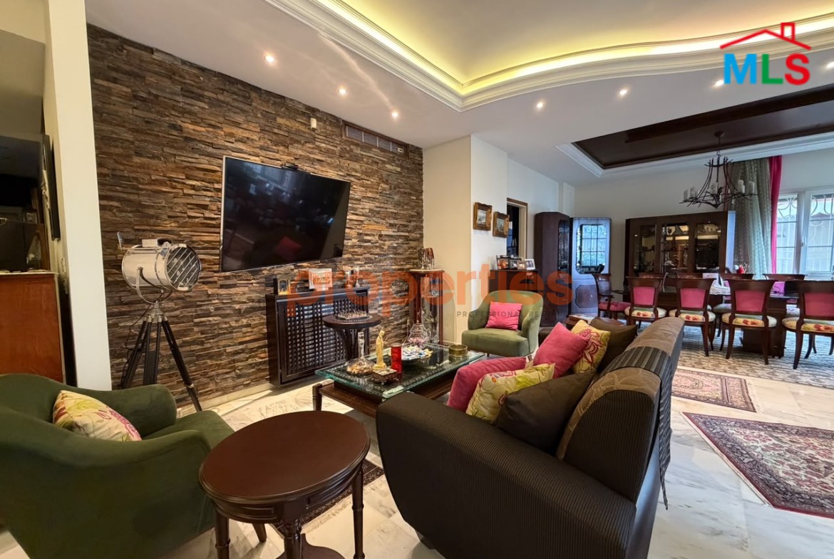 Apartment for Sale in Adma – شقة للبيع في أدما – CPES302